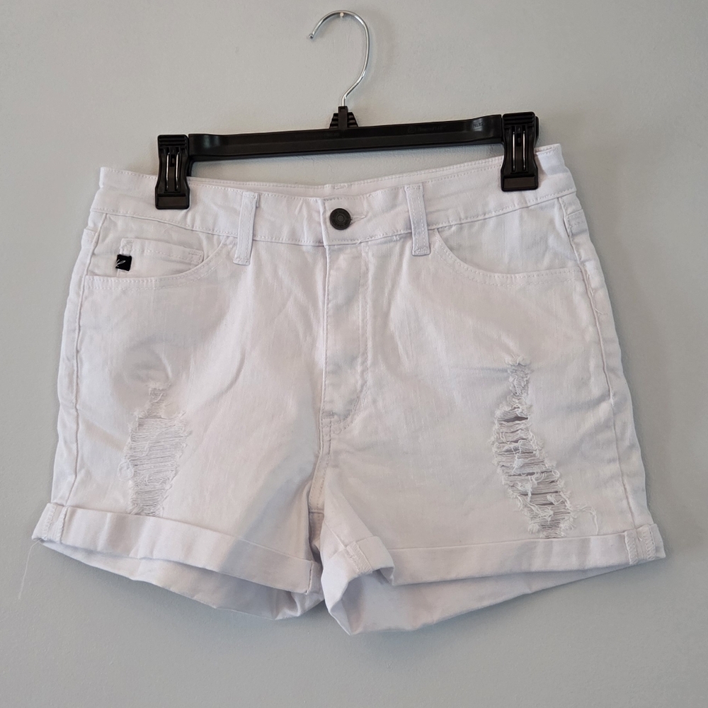 KanCan White Distressed Roll Cuff Size 9/28 Jean Shorts
